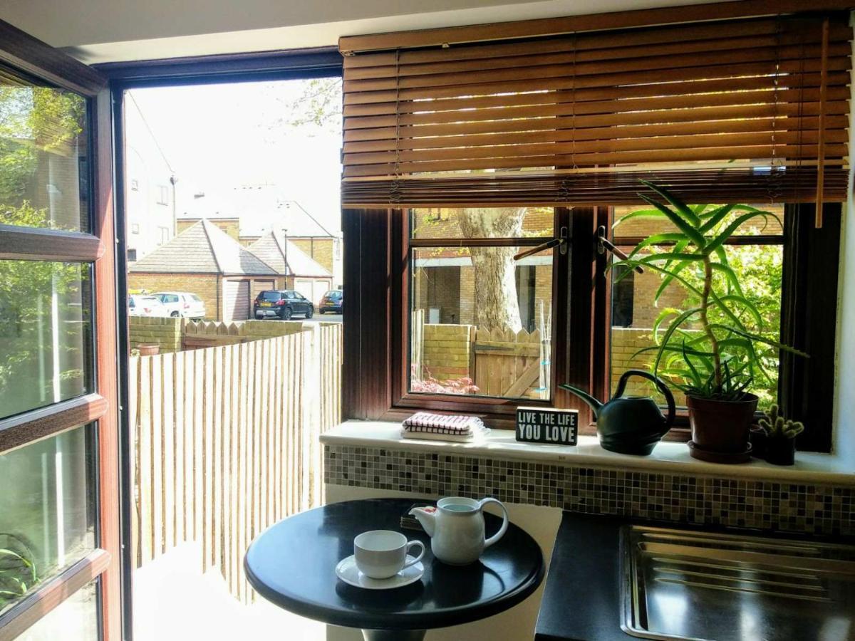 With En-suite And Free Parking