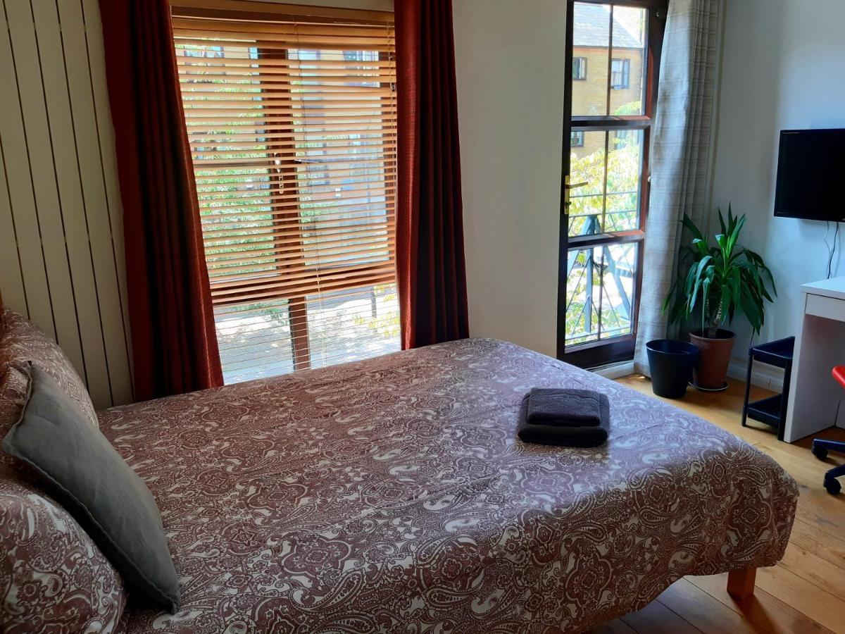 With En-suite And Free Parking Affittacamere Londra