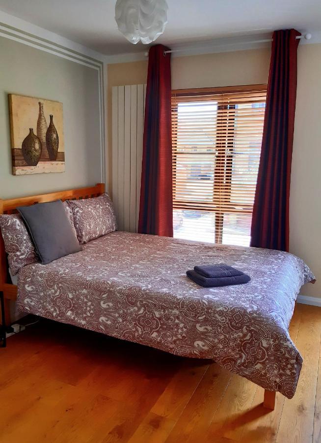 With En-suite And Free Parking Affittacamere 3*